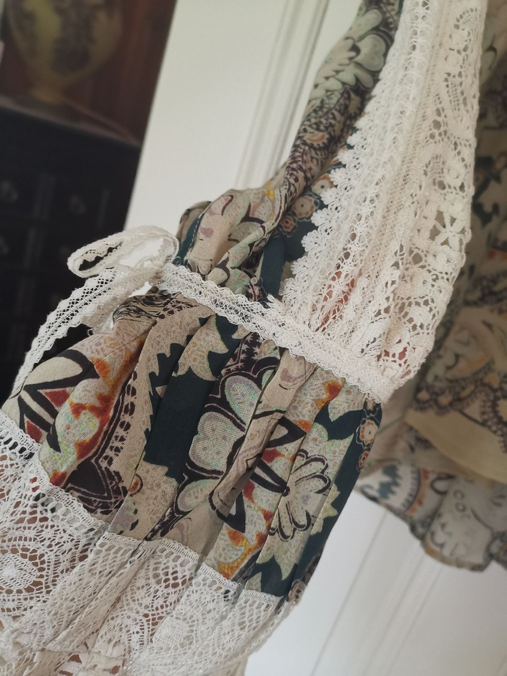 Etro Camicette: Etro Bluse, Neupreis um Fr. 480 – Nuovo (secondo la descrizione) da Uerikon venduto da pink_flamingo 3