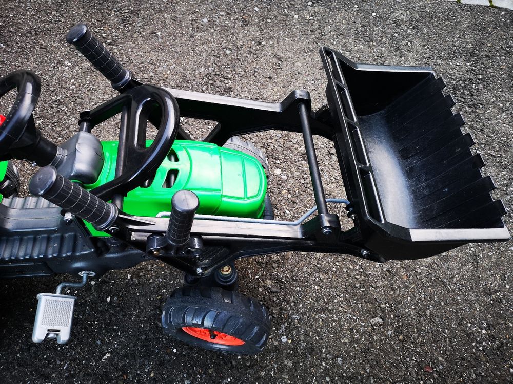 Falk Traktor mit funktionierender Baggerschaufel (Gebraucht) in Sevelen ...