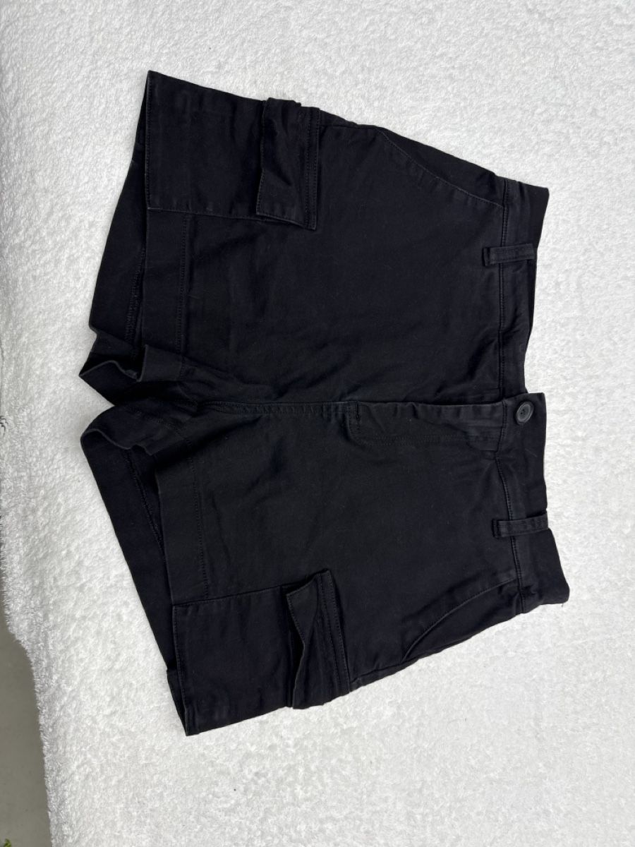 Hosen: Shorts cargo noir taille L 40  – Gebraucht aus Chenens von anasantos90