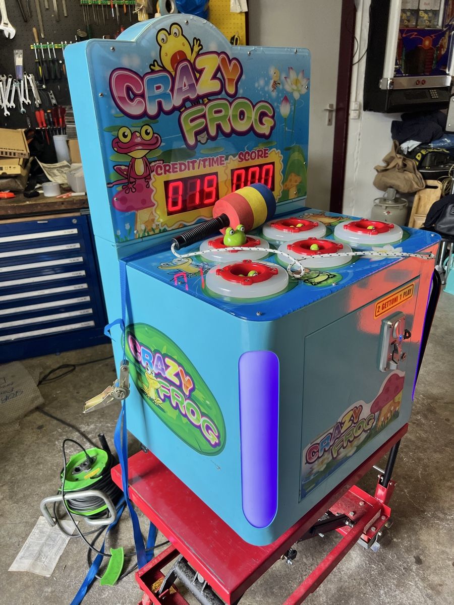 Slot Machine: Spielautomat Crazy Frog – Usato da Nänikon venduto da Flipperbar 1