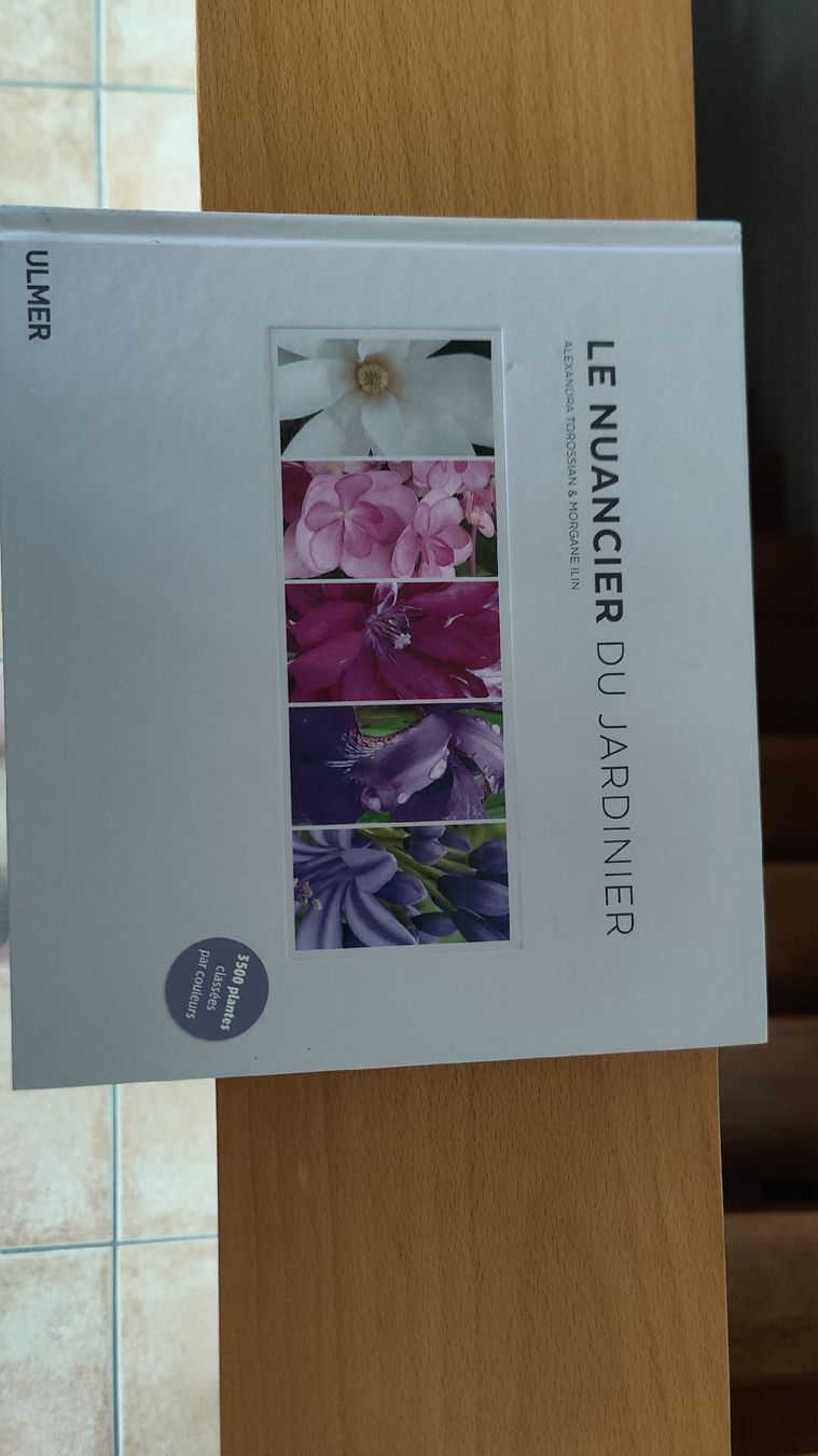 Bücher: Le Nuancier du jardin – Neu (gemäss Beschreibung) aus Giffers von Abzsul