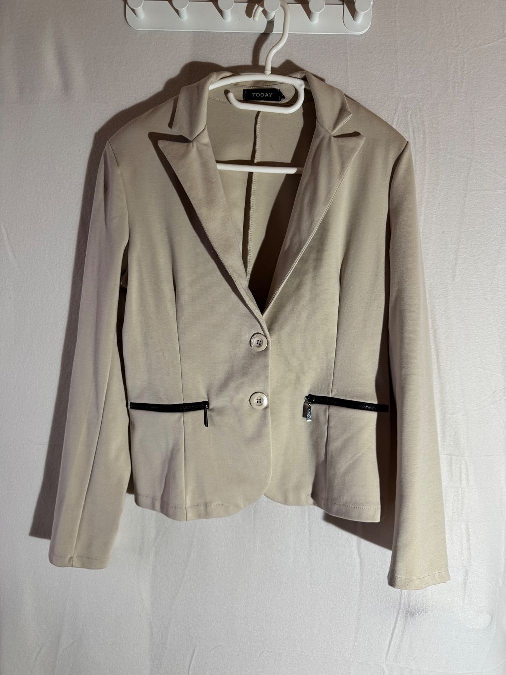 Giacche: cremefarbener Blazer, Jacke Gr. L – Usato da Grosswangen venduto da second_hand_dress