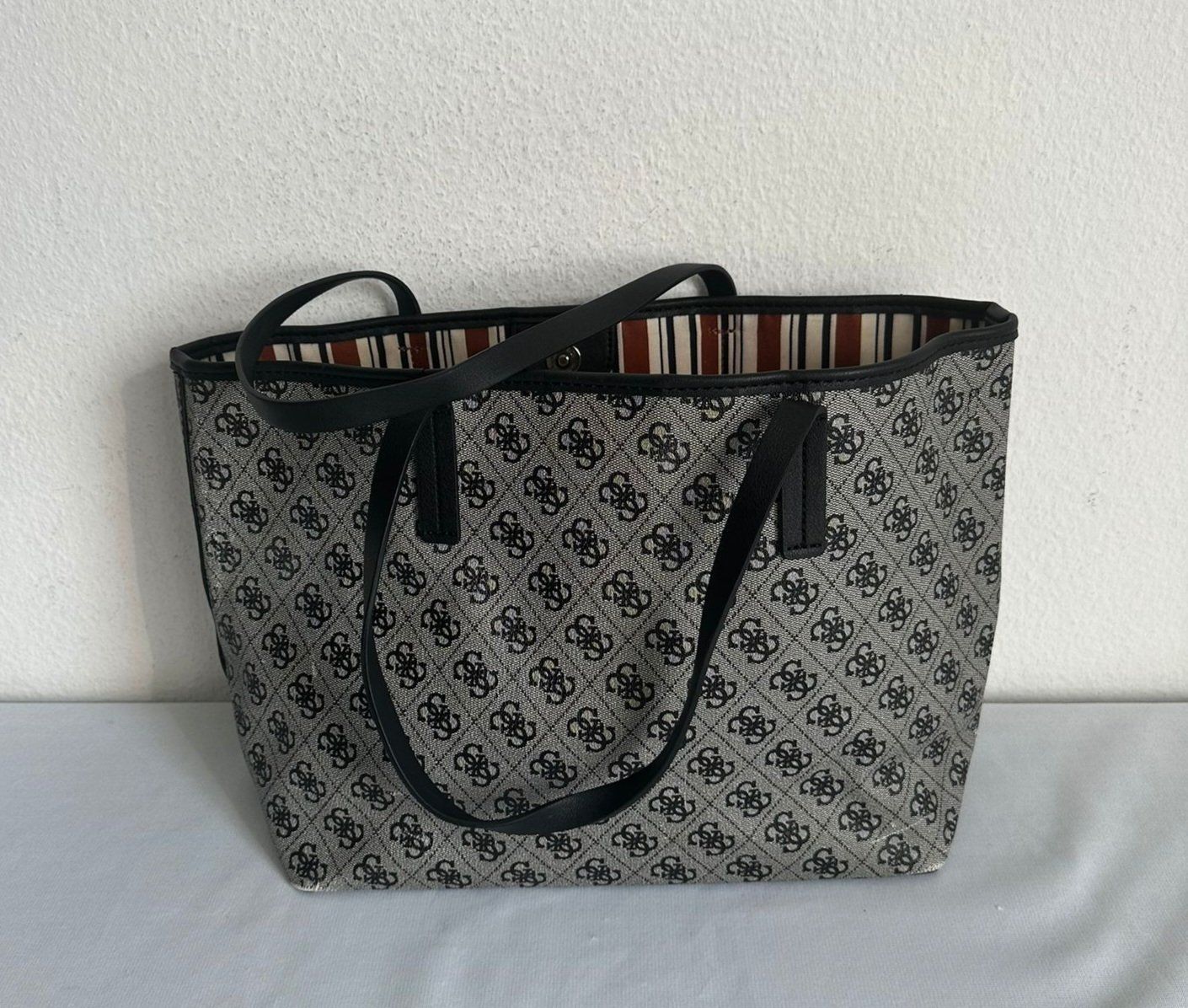 Guess Taschen für Damen: ***GUESS ***Tasche – Gebraucht aus Bronschhofen von Xena37 4