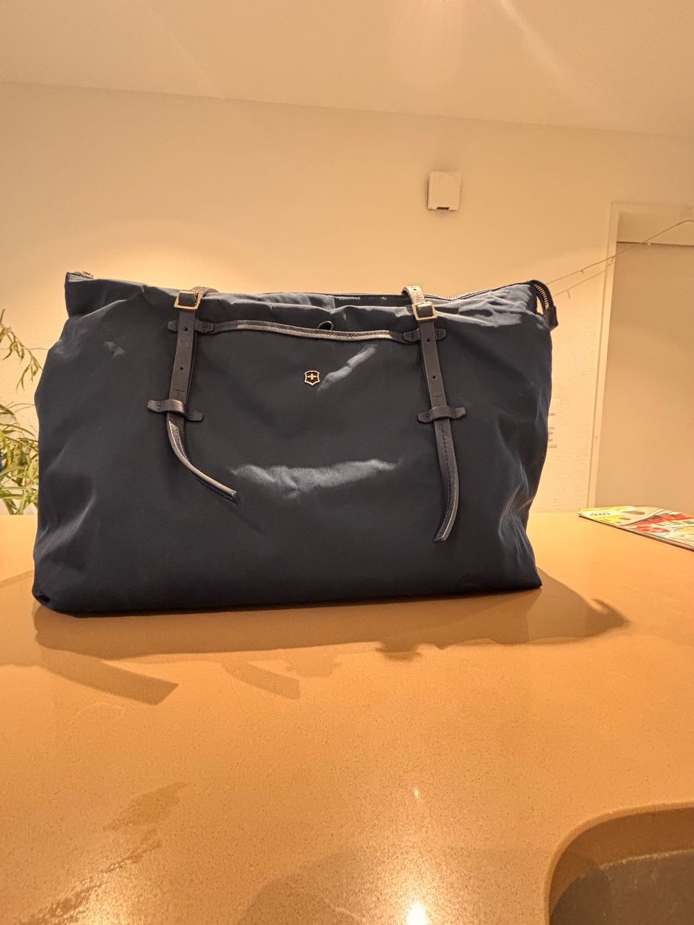 Victorinox Borse da donna: Victorinox Tasche dunkelblau, grosse Laptoptasche – Usato da Wettswil venduto da Missyellow 7