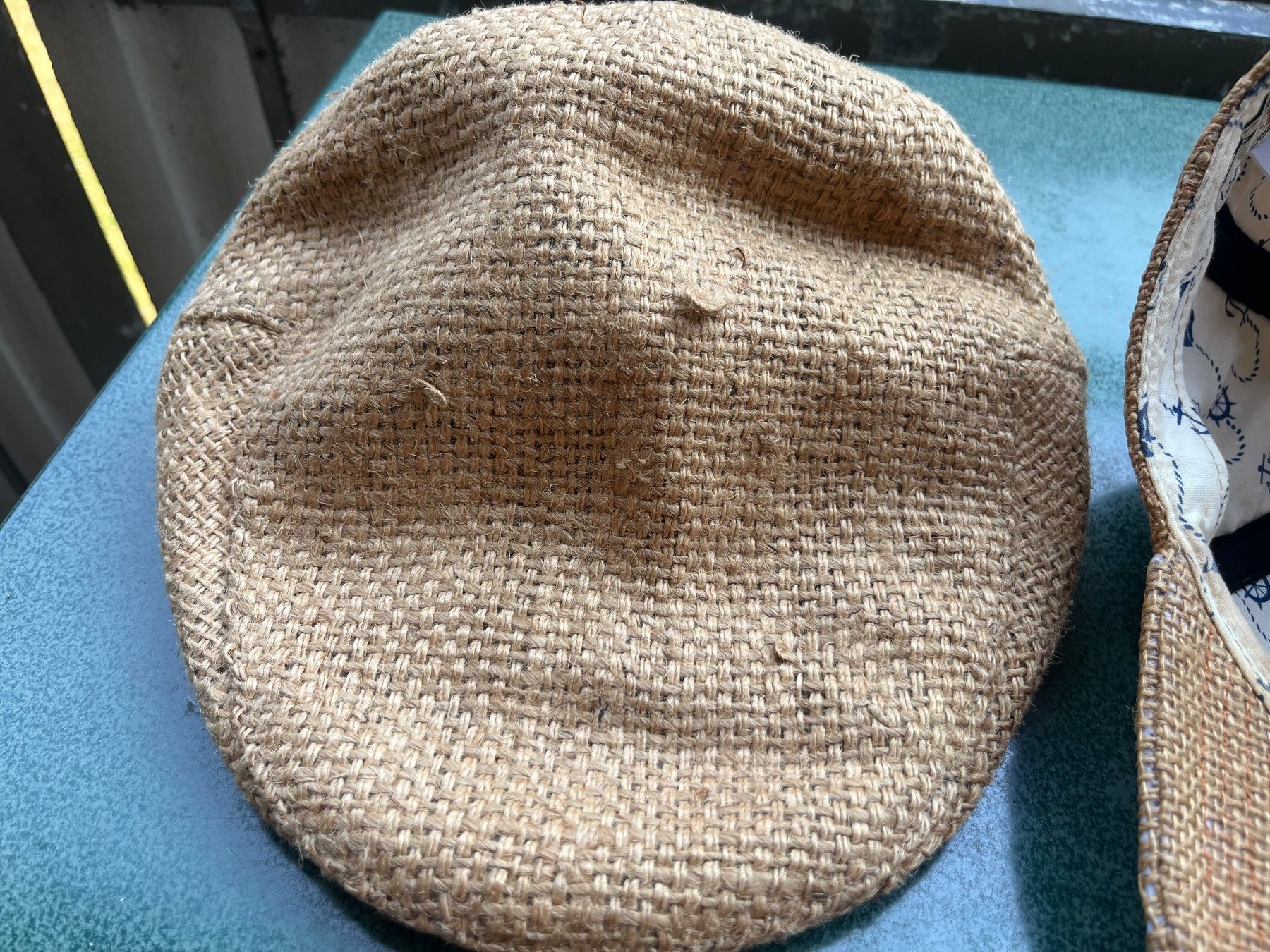 Chapeaux, bonnets & casquettes: Schiebermütze und Cap Berlin feine Hüte – D'occasion à Zürich par Machkrach 3