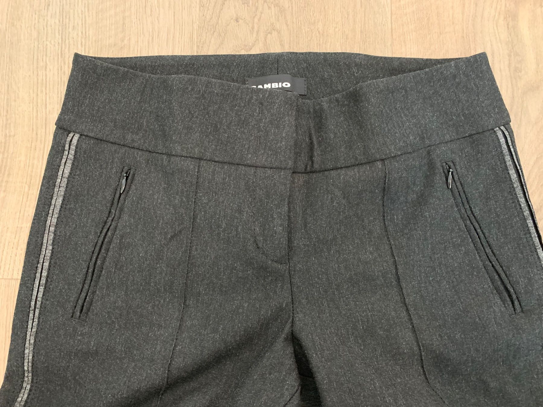 Cambio Pantaloni: Cambio Hose Stoffhose grau Gr. M / 38 – Usato da Fislisbach venduto da KolibriSecondhand 4
