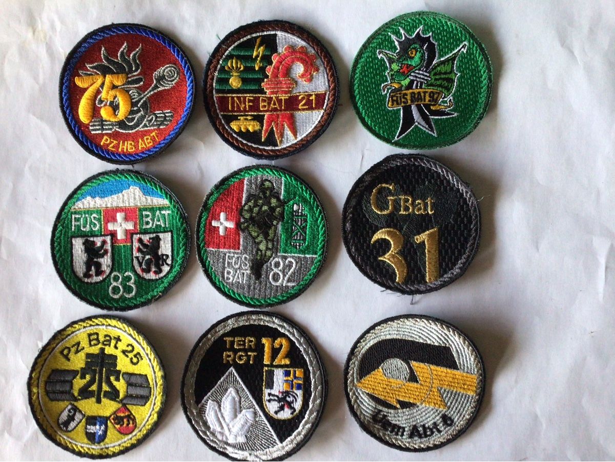 Schweizer Armee Plaketten & Abzeichen: BADGES A 95 – Gebraucht aus Crête-à-l'oeil von Mga2