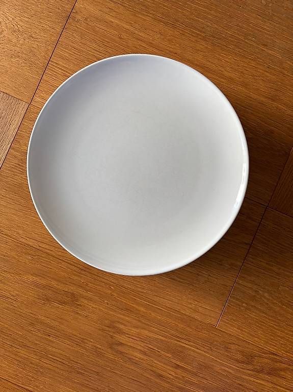 Ikea Piatti: 8 weisse Ikeateller – Usato da Zürich venduto da ali_6c2x 1