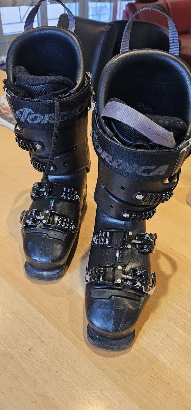 Nordica Scarpe da uomo: NORDICA-Dobermann Skirennschuh – Nuovo (secondo la descrizione) da Chur venduto da Sihar 1