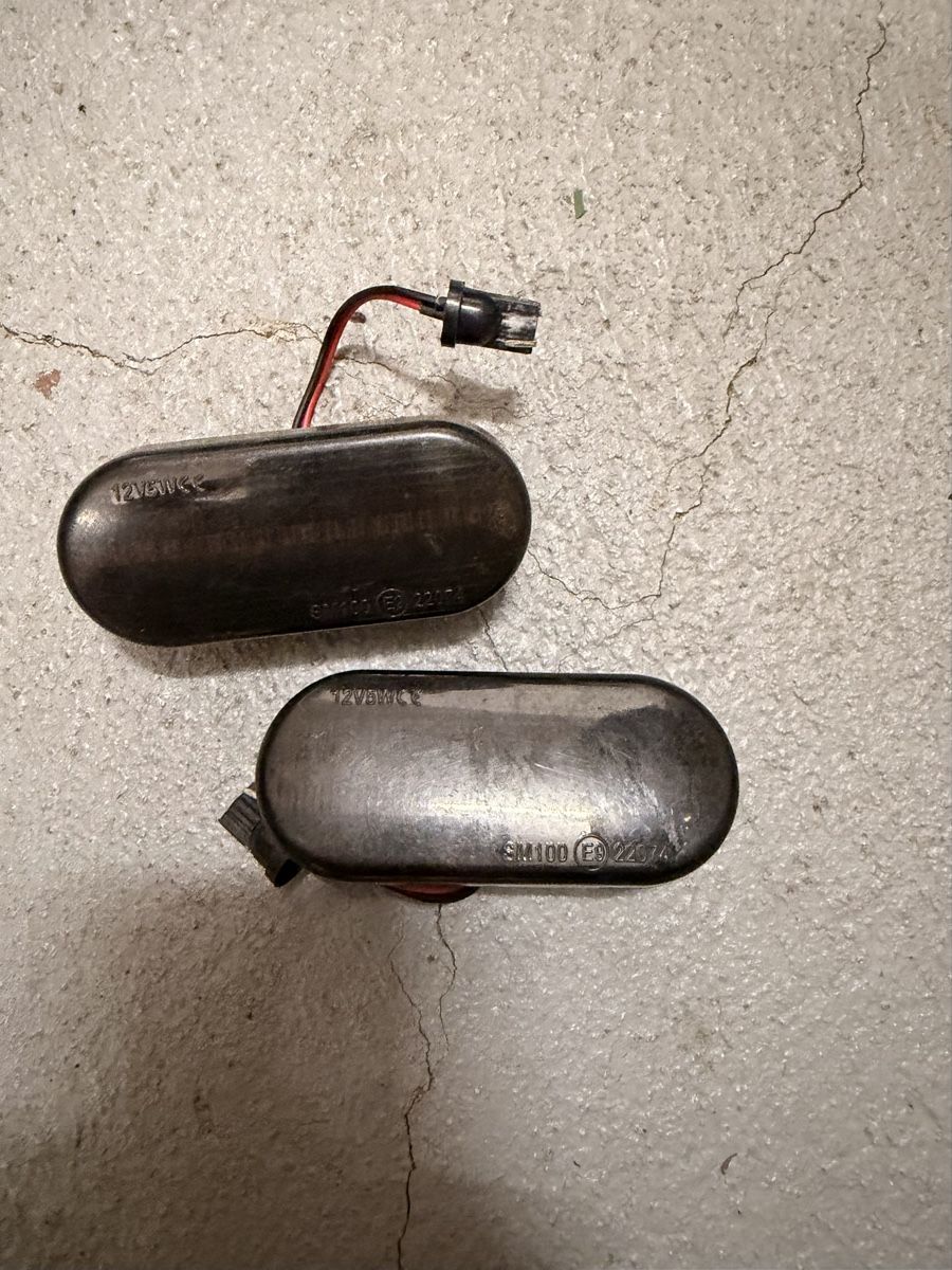 Seat Fari: Seat Leon Blinker Set – Usato da Muri AG venduto da GIRO777