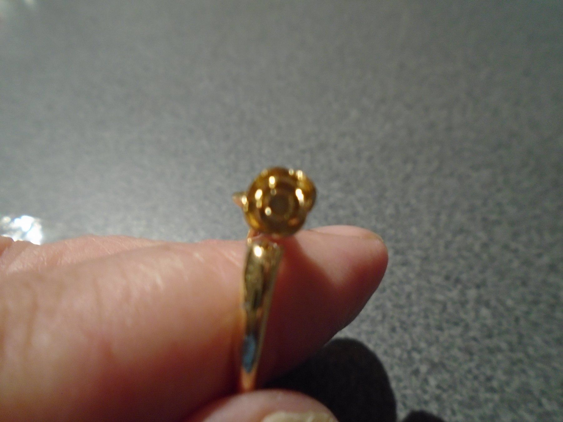 Bagues: Ring goldfarbig Blume – Neuf avec emballage d'origine à Zürich par abraxas1291 1