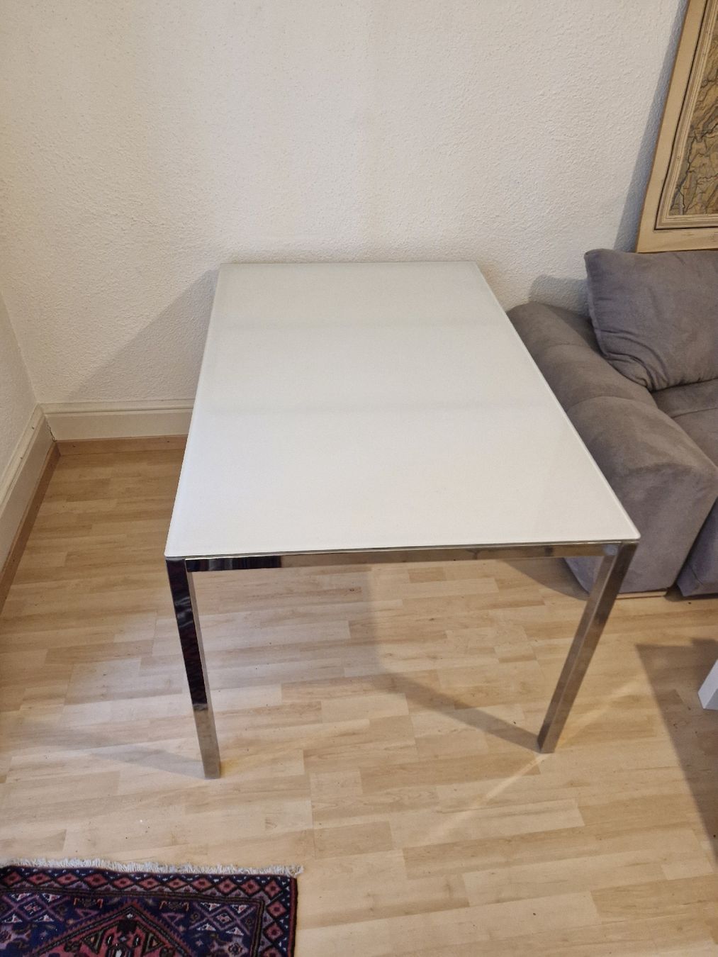 Weisser Glastisch (Gebraucht) in Luzern für CHF 50 – nur Abholung auf Ricardo kaufen