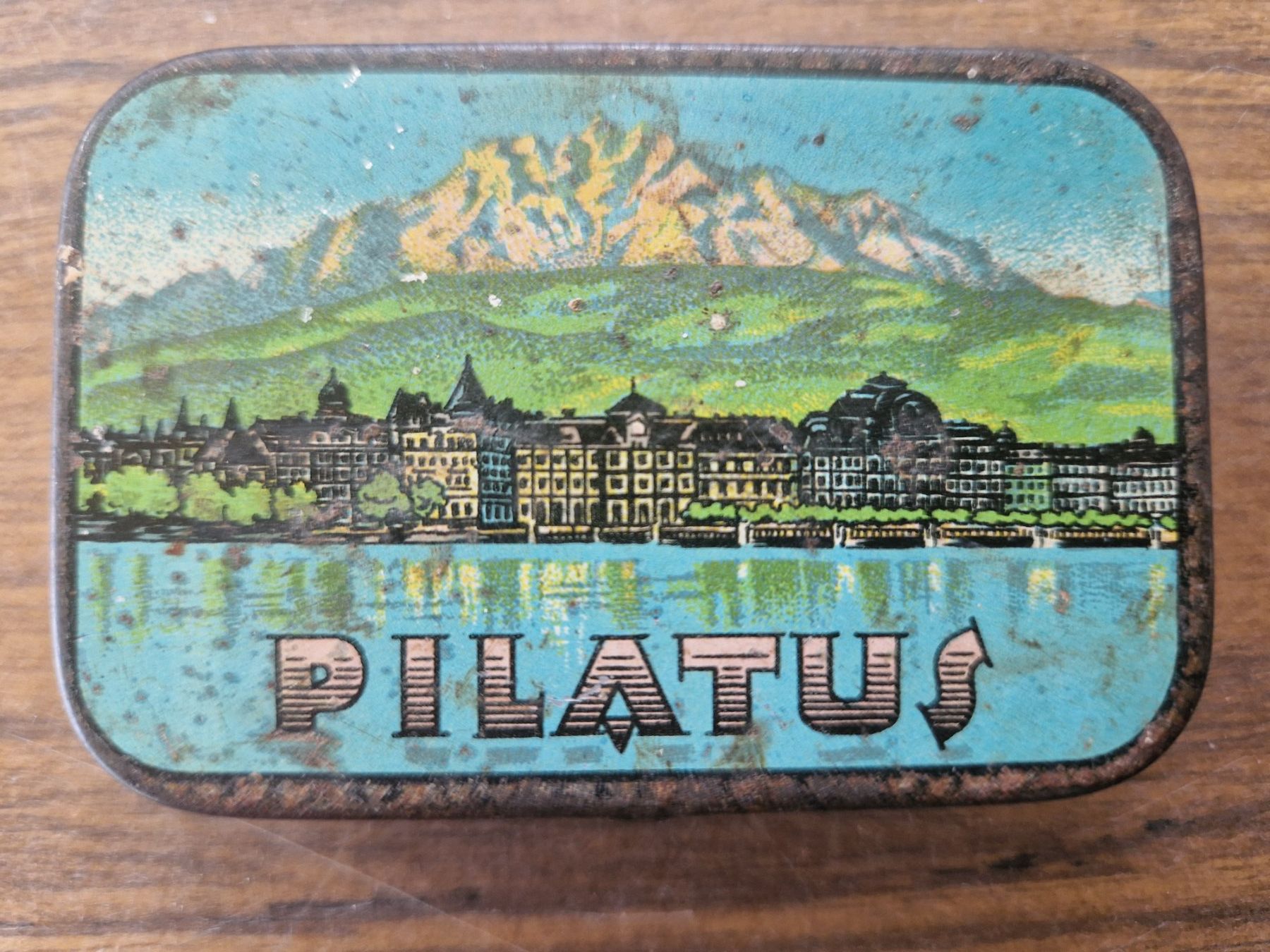 Sonstige Dekorationen & Accessoires: Antike Blechdose Pilatus – Gebraucht aus Mörschwil von lindaswunderkiste 2