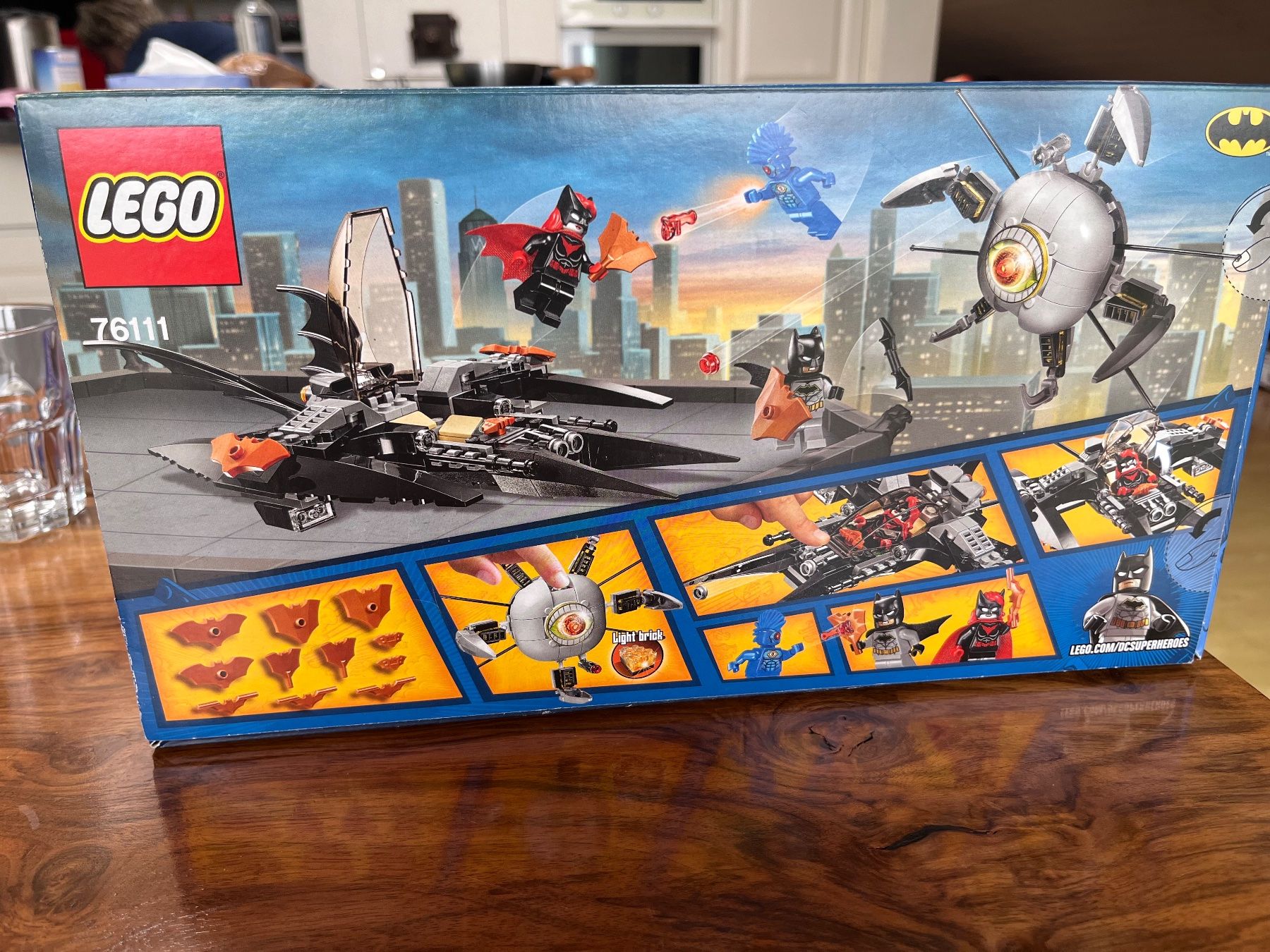 Lego Kit di costruzioni: LEGO 76111 Batman: Brother Eye Takedown – Nuovo e nell'imballaggio originale da Buochs venduto da barmiextreme 1