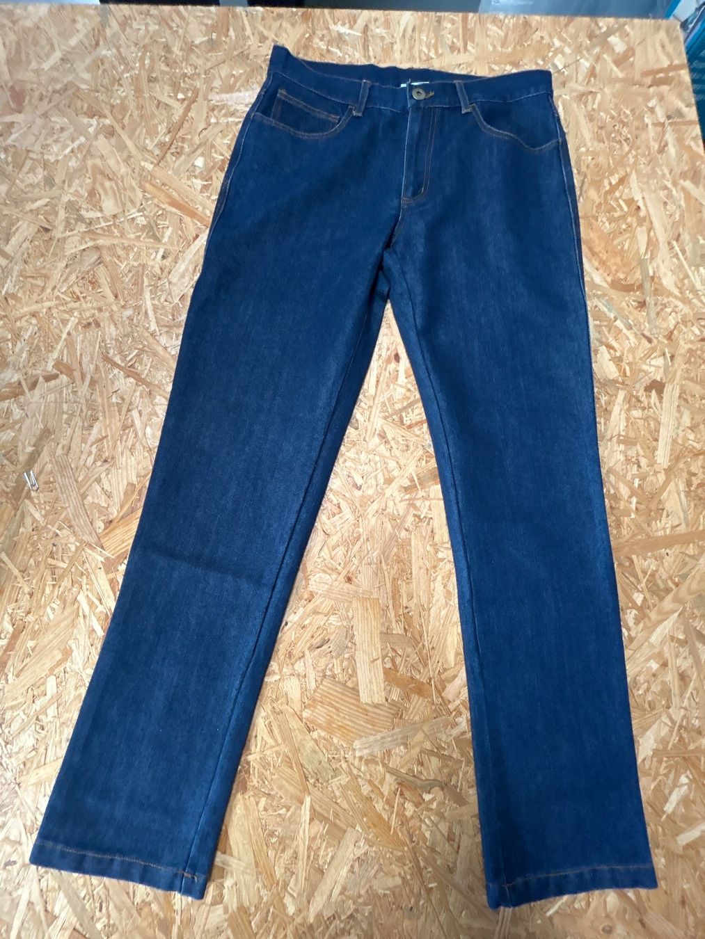 Jeans: Stretchjeans bluestone, Gr. 48 Bundweite ca. 86cm – Nuovo e nell'imballaggio originale da Koppigen venduto da Ready2Work