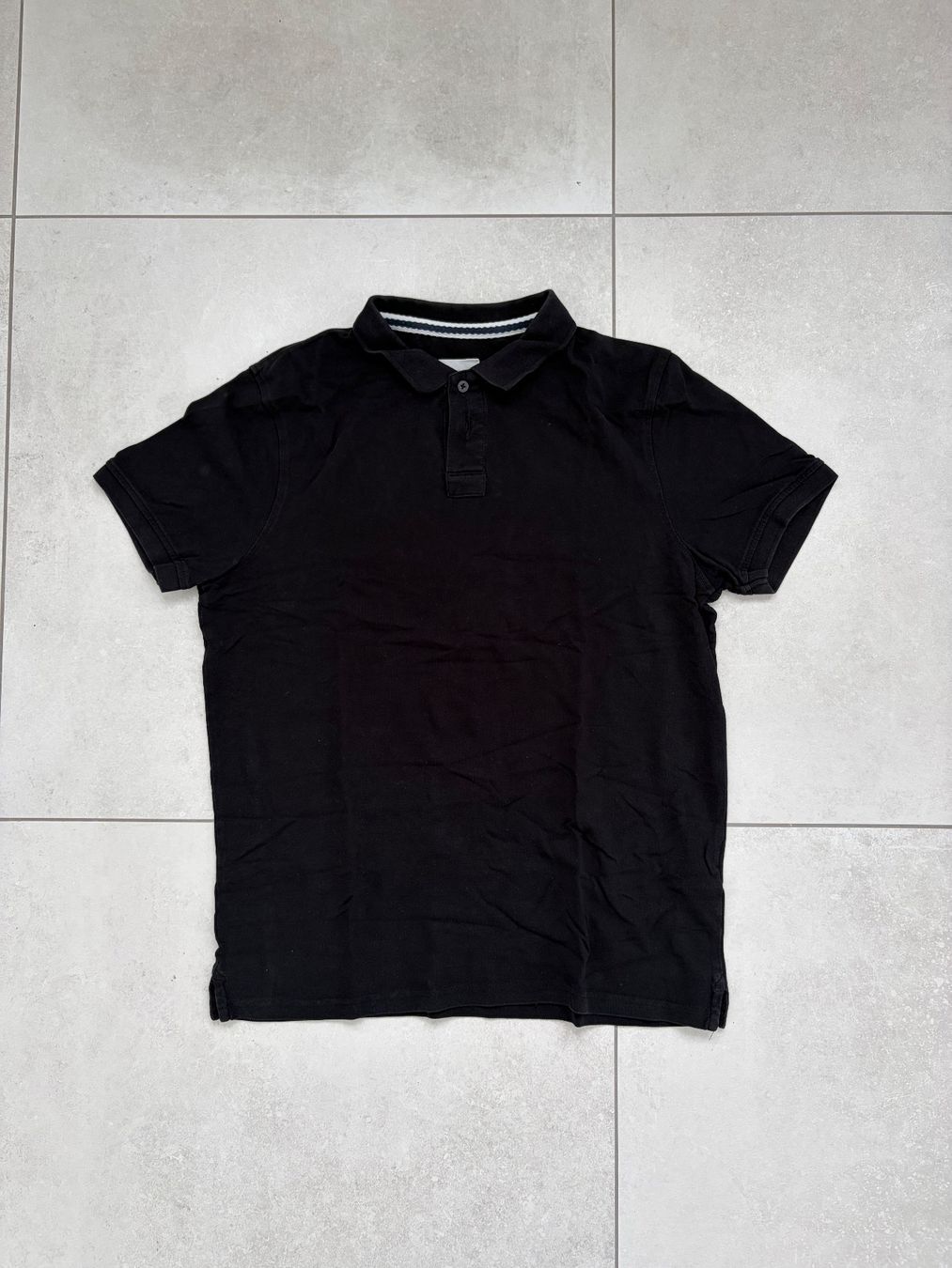 Polo-Shirts: Pier One Poloshirt schwarz – Gebraucht aus Thalwil von charai