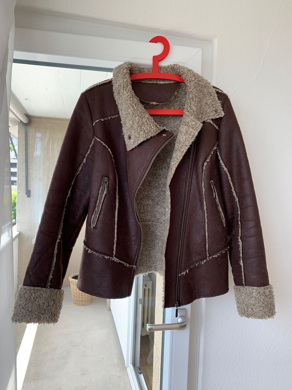 Giacche: lässige Übergangs- Winterjacke – Usato da Uster venduto da snickers3