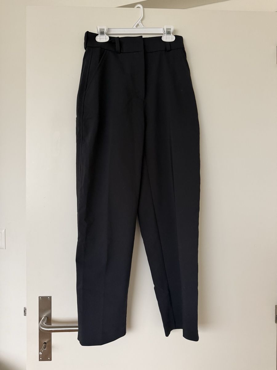 H&M Pantaloni: Pantalon classique H&M  – Usato da Monthey venduto da sen_6ckr 3