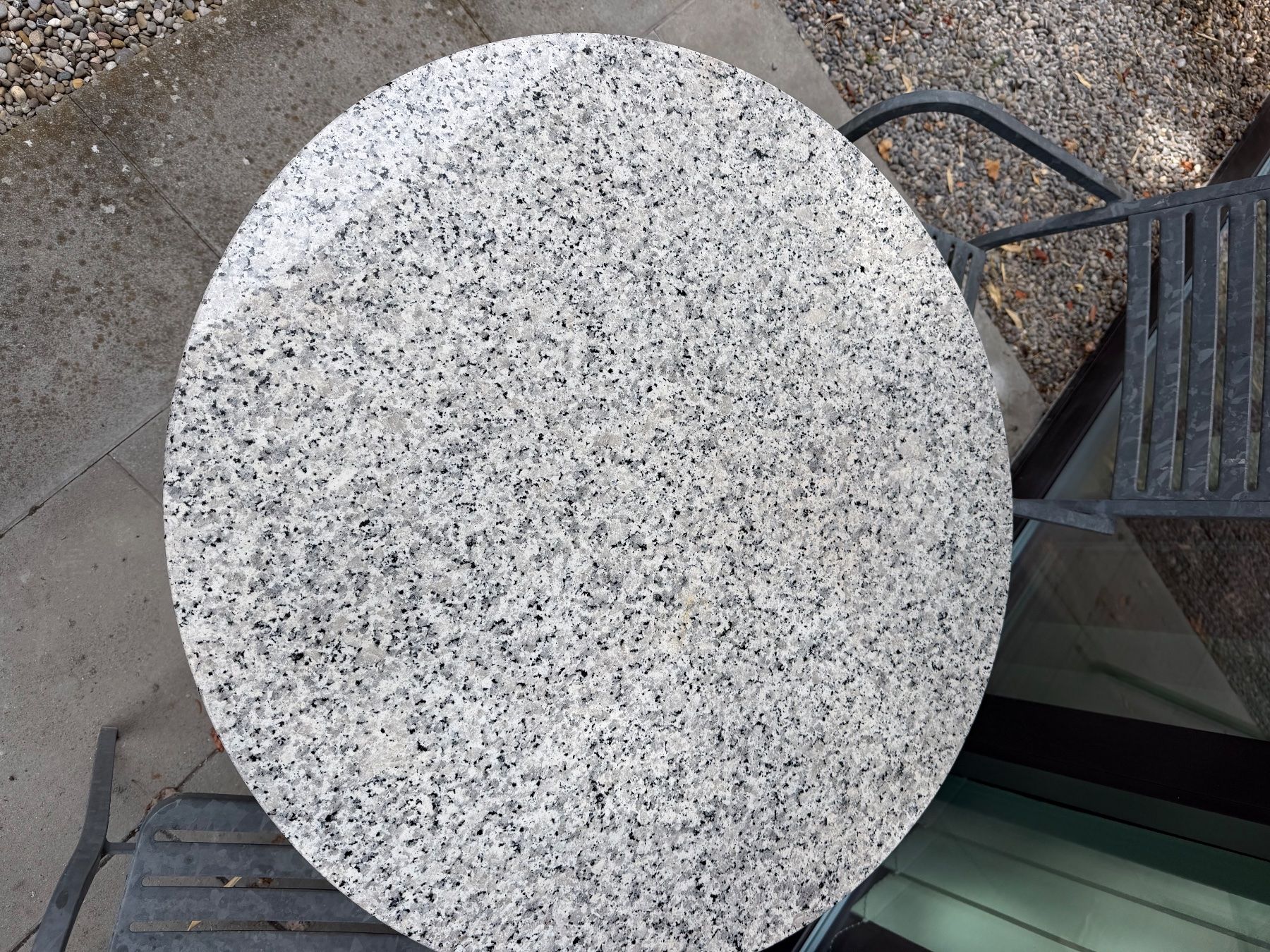 Tische: Gartentisch Marmor – Gebraucht aus Zürich von TPur 3
