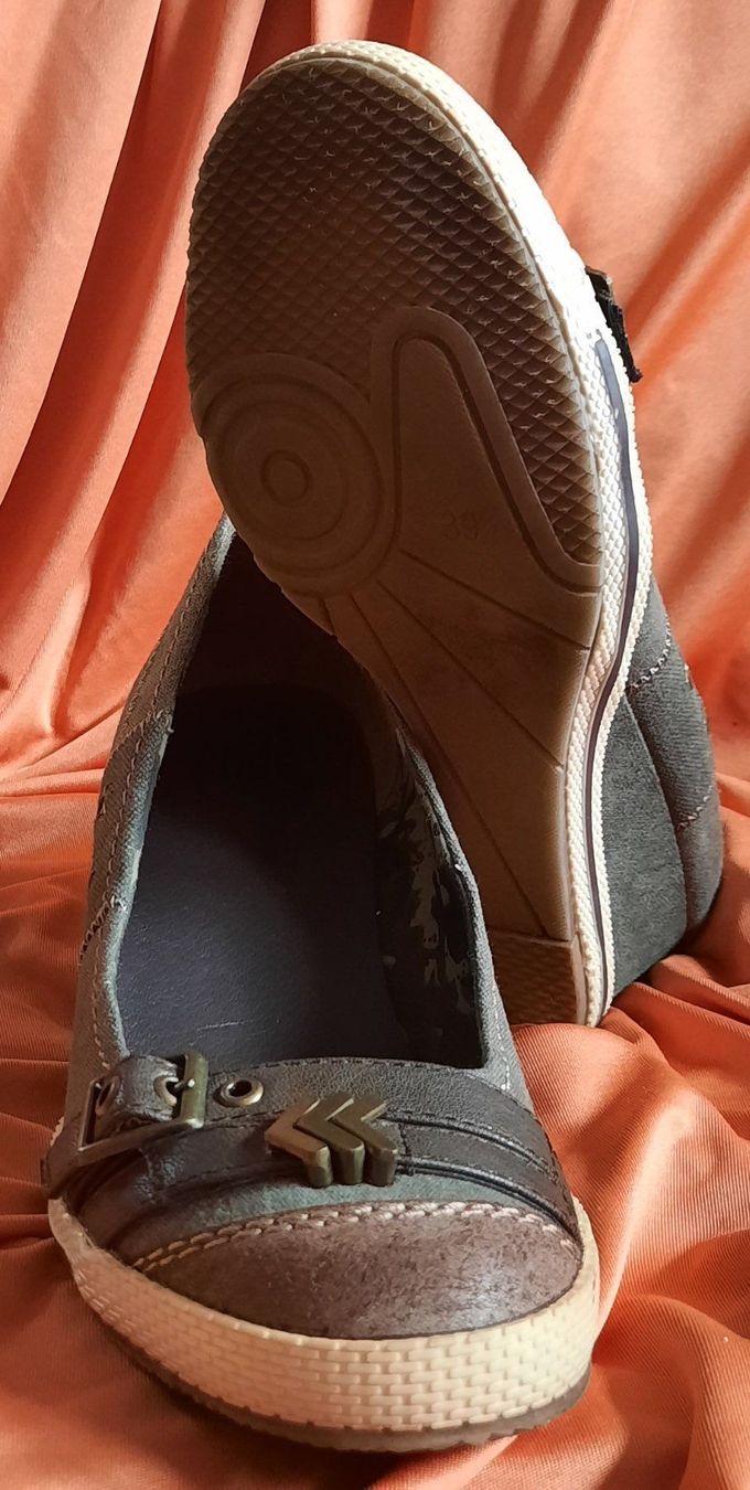 Cube Scarpe da donna: CUBE Keilabsatz Ballerina "Jeans" Gr. 39 – Nuovo (secondo la descrizione) da Seuzach venduto da VT-Collections2 7