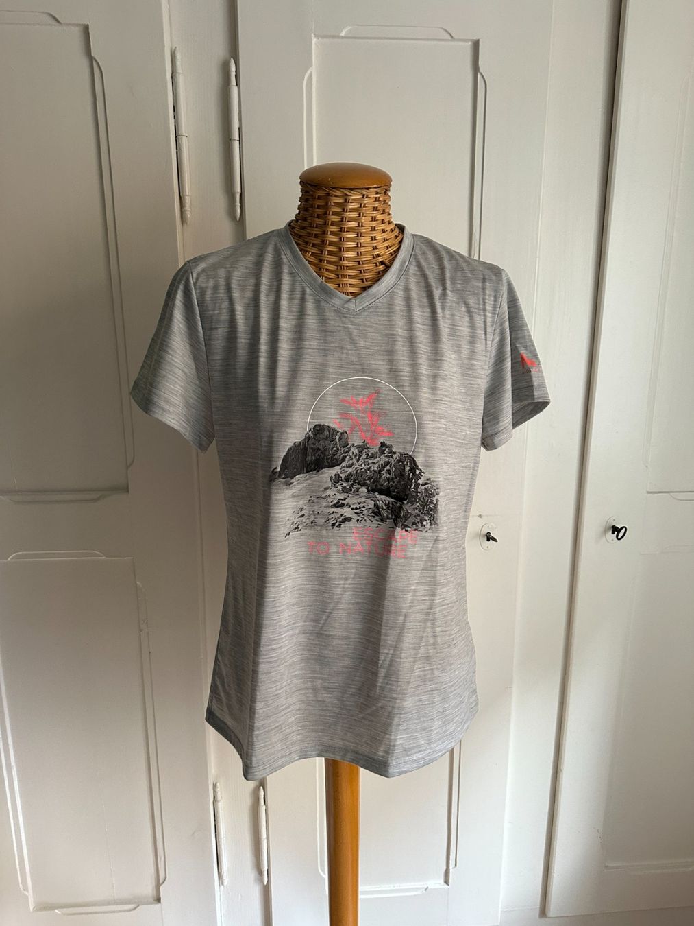Mckinley T-shirt: McKINLEY - Outdoor T-Shirt hellgrau 44 – Usato da Zürich venduto da Diazaio