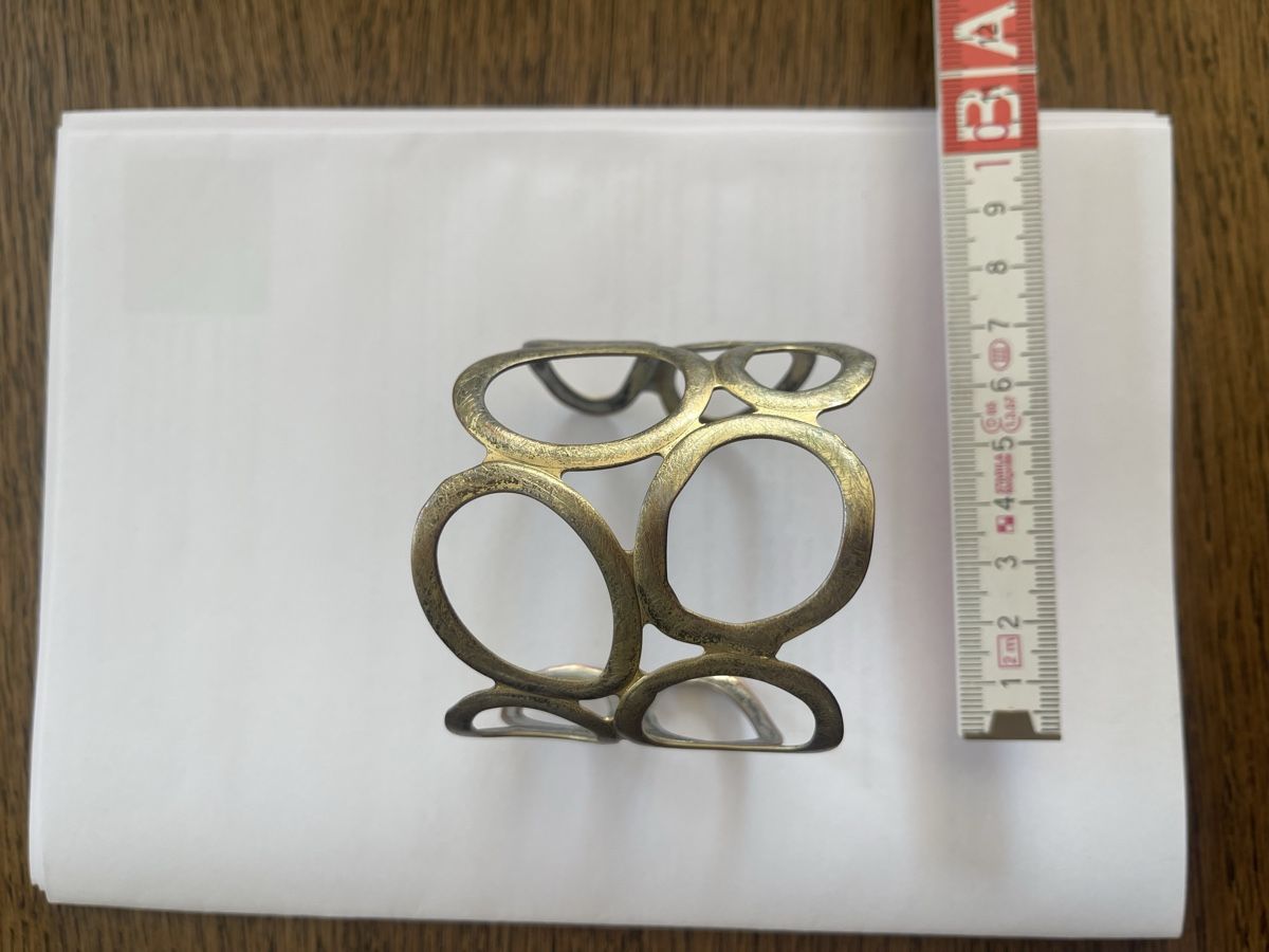 Bracciali & Braccialetti: Bracciale bangle rigido design scultoreo in metallo argentat – Usato da Zürich venduto da glo_v2mf 2