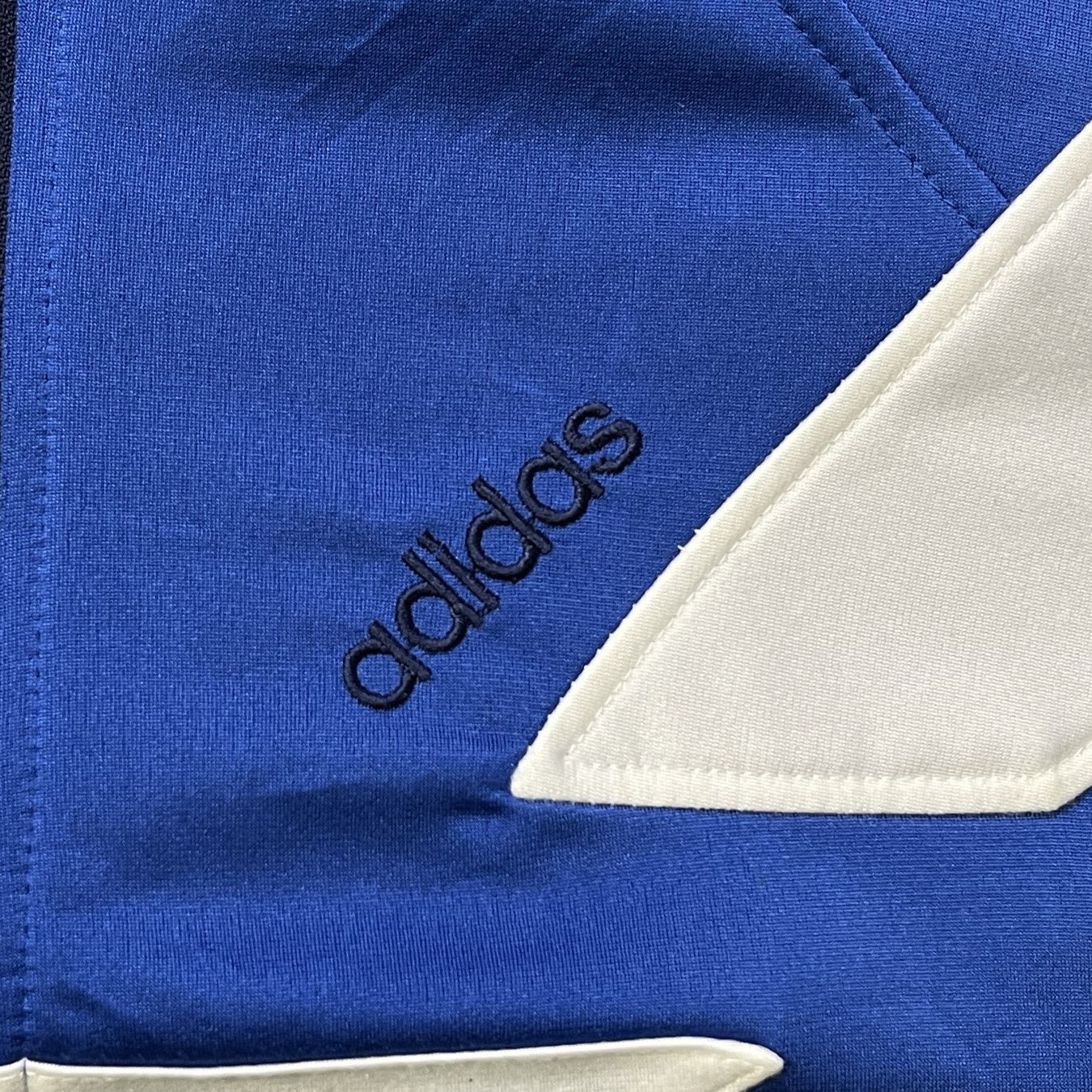 Adidas Giacche: Vintage Adidas Zipped Jacket (M) – Nuovo (secondo la descrizione) da Chamoson venduto da Sapoloshop 1