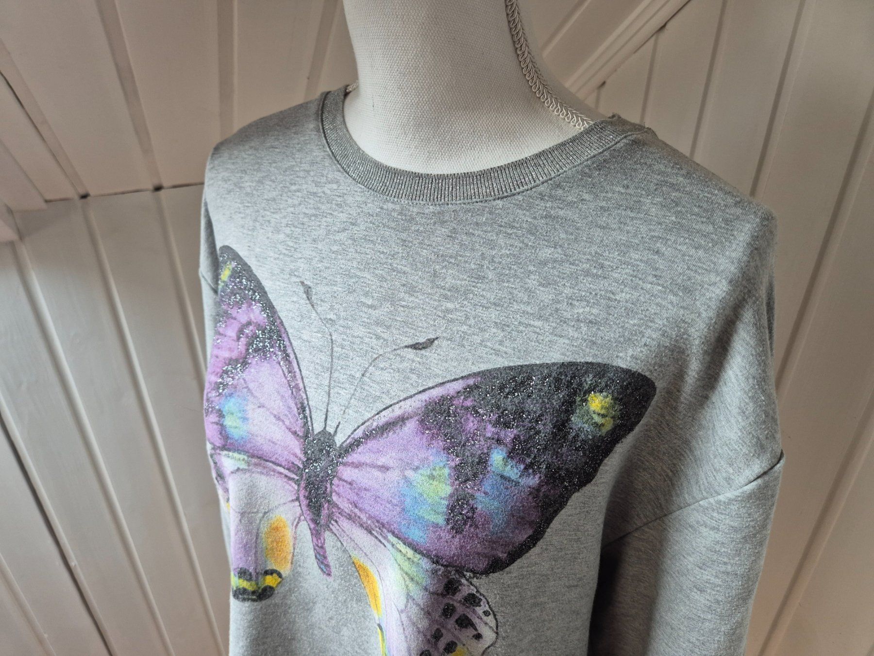 Pullover & Sweatshirts: SIENNA    🩶 🦋 💜    pullover    grösse M/L – Gebraucht aus Niederweningen von Obson 1