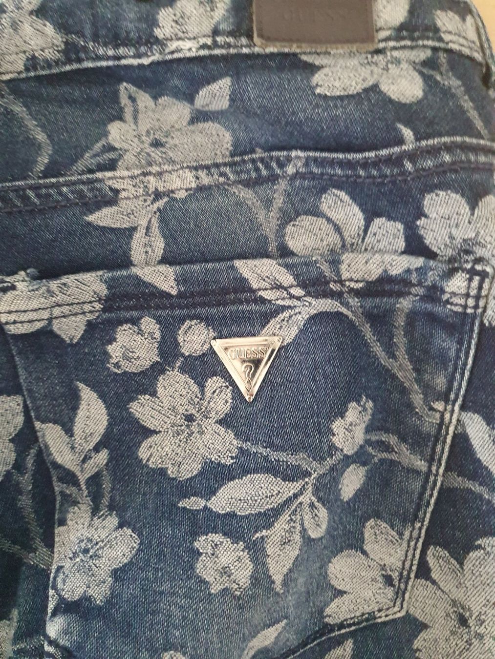Guess Jeans: GUESS Jeans Original – Usato da Zürich venduto da Sami78 2