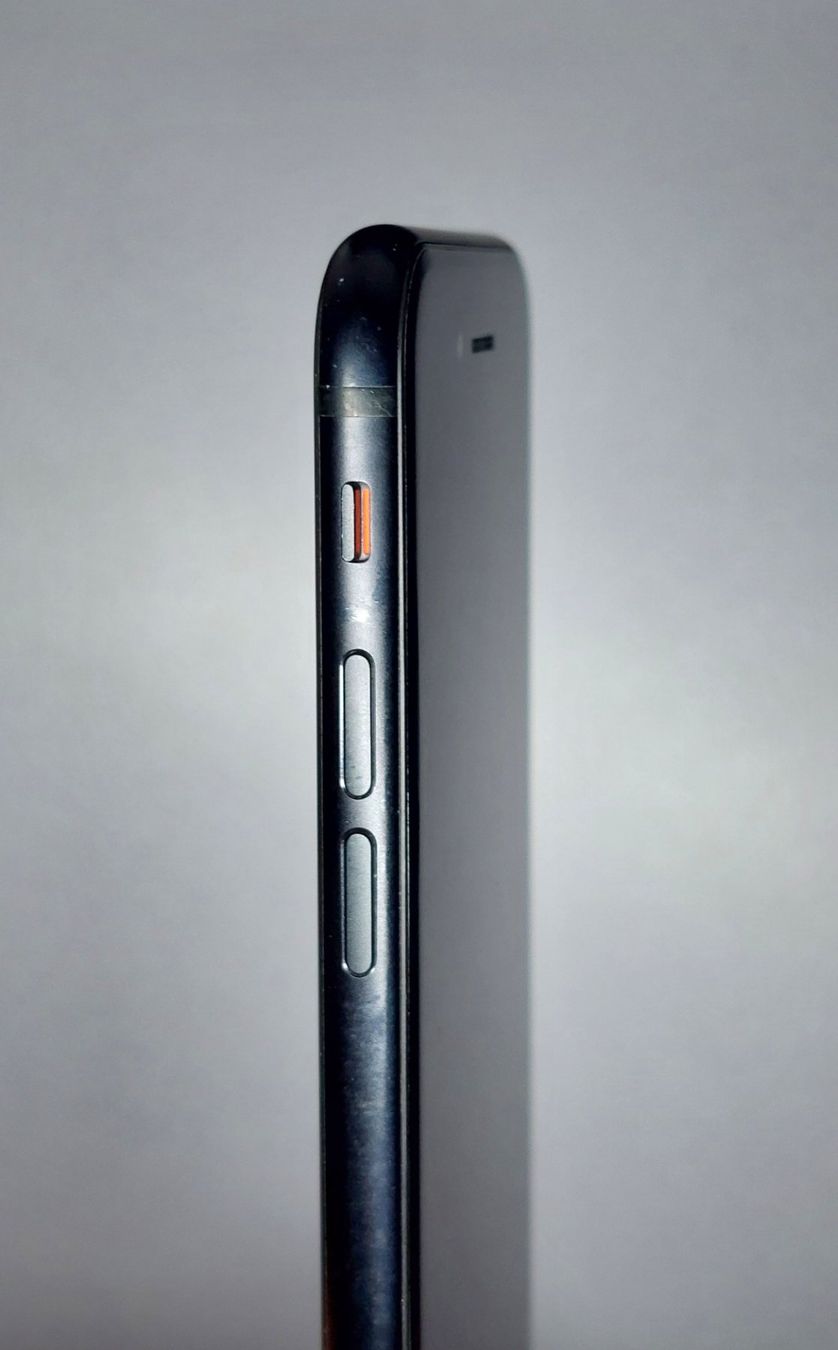 Apple Handys / Smartphones: iPhone SE 2020 64gb 100% Akku, + Hülle – Gebraucht aus Pfäffikon SZ von max_5ylc 7