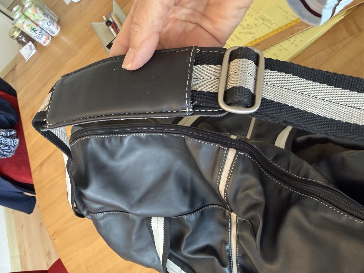 Samsonite Borse: Tasche SAMSONITE – Usato da Winterthur venduto da Montreal63 7