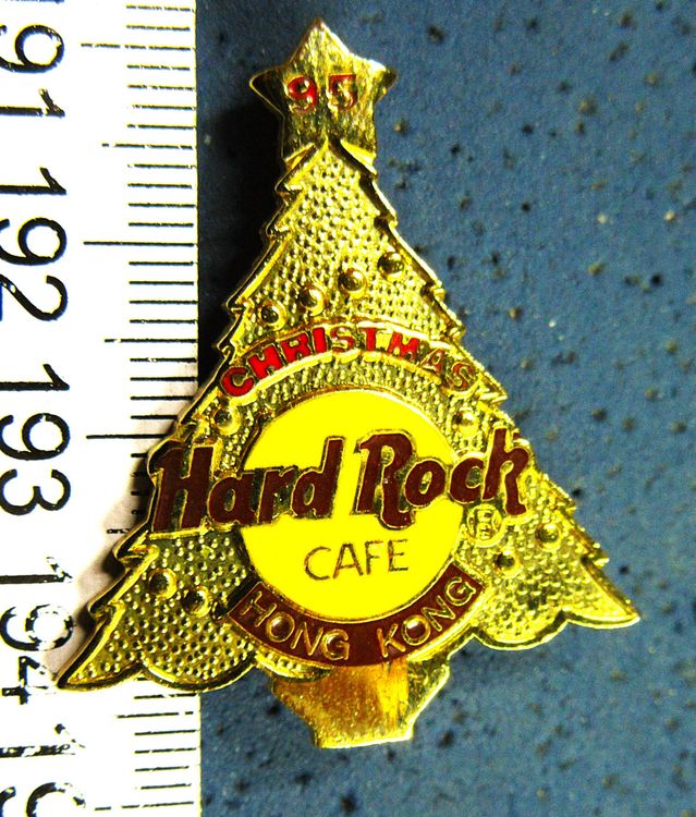 HARD ROCK CAFE KOWLOON CHINA CHRISTMAS NADEL GOLDIG (Gebraucht) in