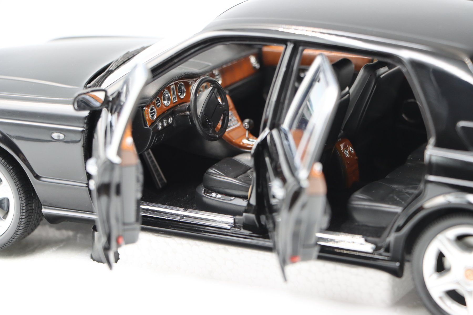 Bentley Modellini d'auto: Bentley Arnage R 2002 1:18 Minichamps – Nuovo (secondo la descrizione) da Bühl b.Aarberg venduto da modelldiecast 6