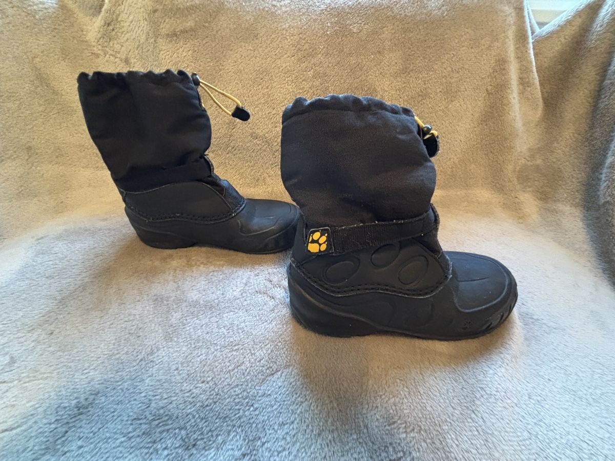 Jack Wolfskin Scarpe per ragazzi: Winterstiefel, Jack Wolfskin, Gr. 34 – Usato da Waltenschwil venduto da Schmetterling2015 3