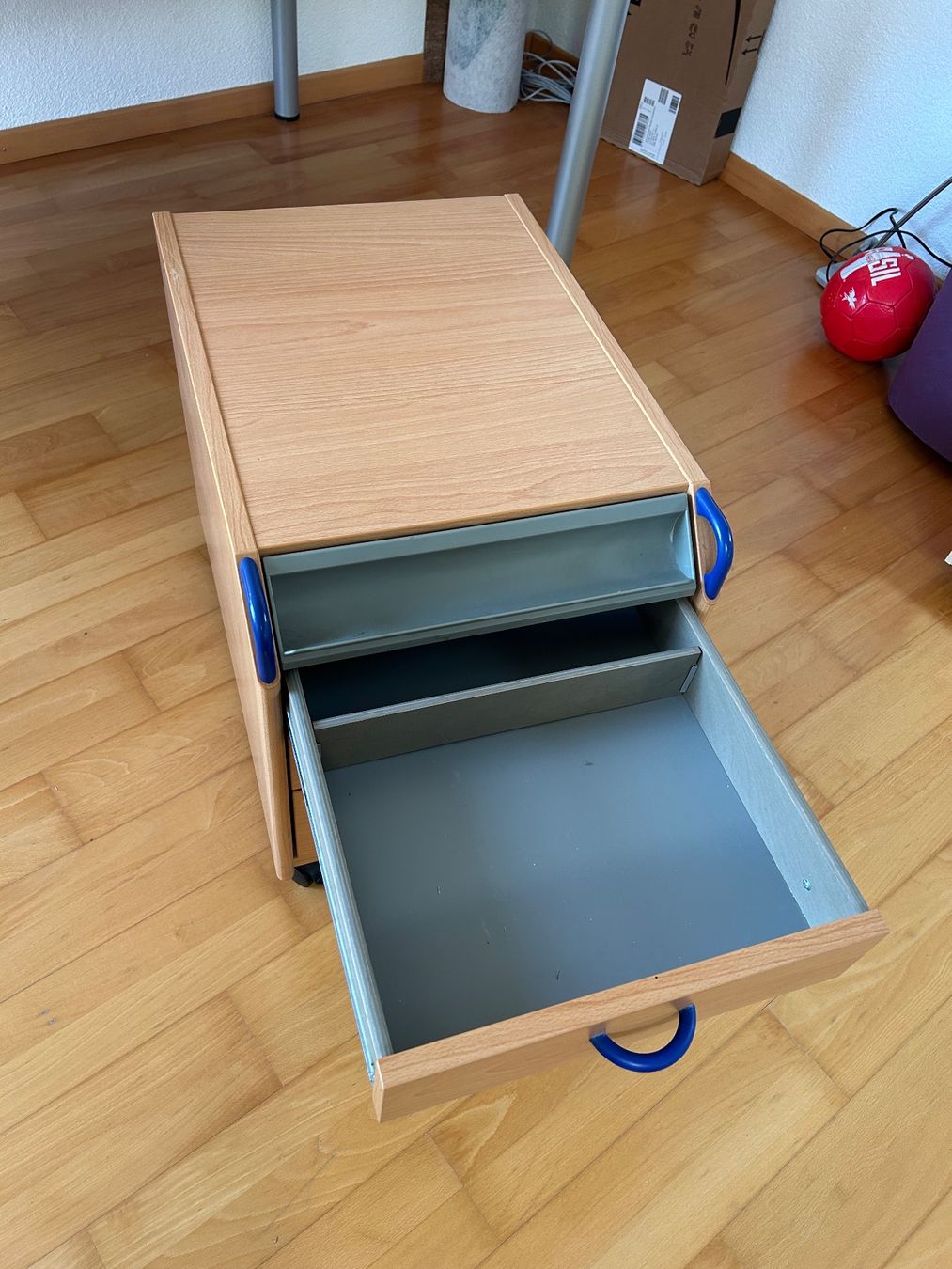 Moll Banconi: Moll Rollcontainer mit 4 Schubladen, Bürocontainer – Usato da Erlen venduto da nin_b8c6 3