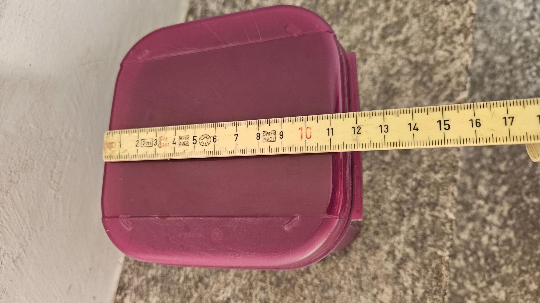 Tupperware Contenitori & Simili: Contenitore in plastica viola Tupperware Bellevue 1.2L – Usato da Melano venduto da H-Sara 5