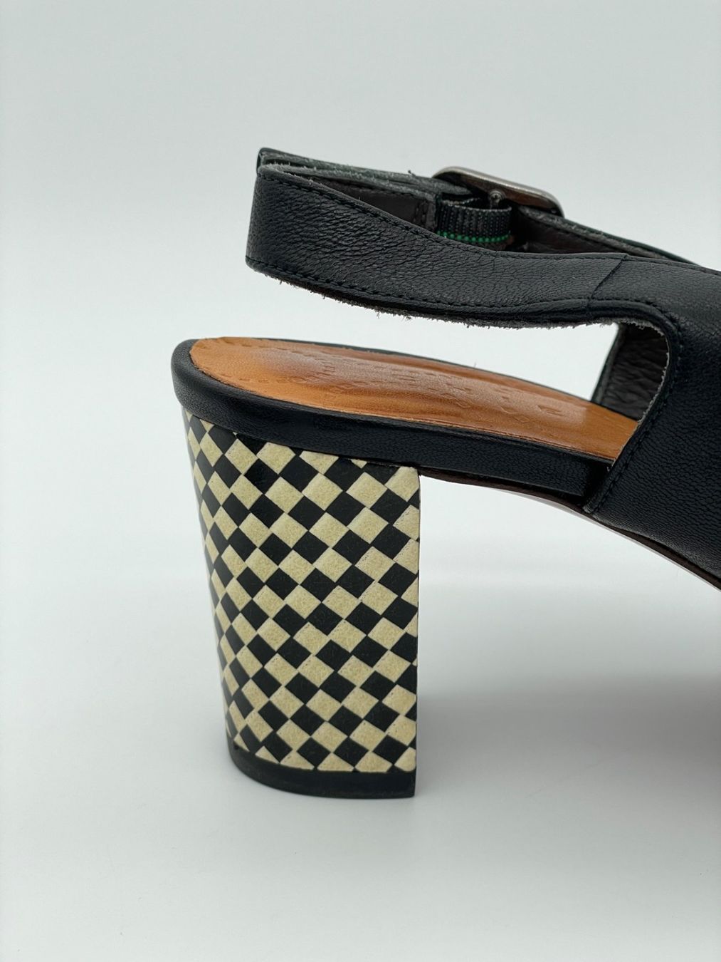 Chie Mihara Scarpe da donna: Chie Mihara Moby Slingback EU 39 Schwarz – Usato da Zürich venduto da shoe_shop 5