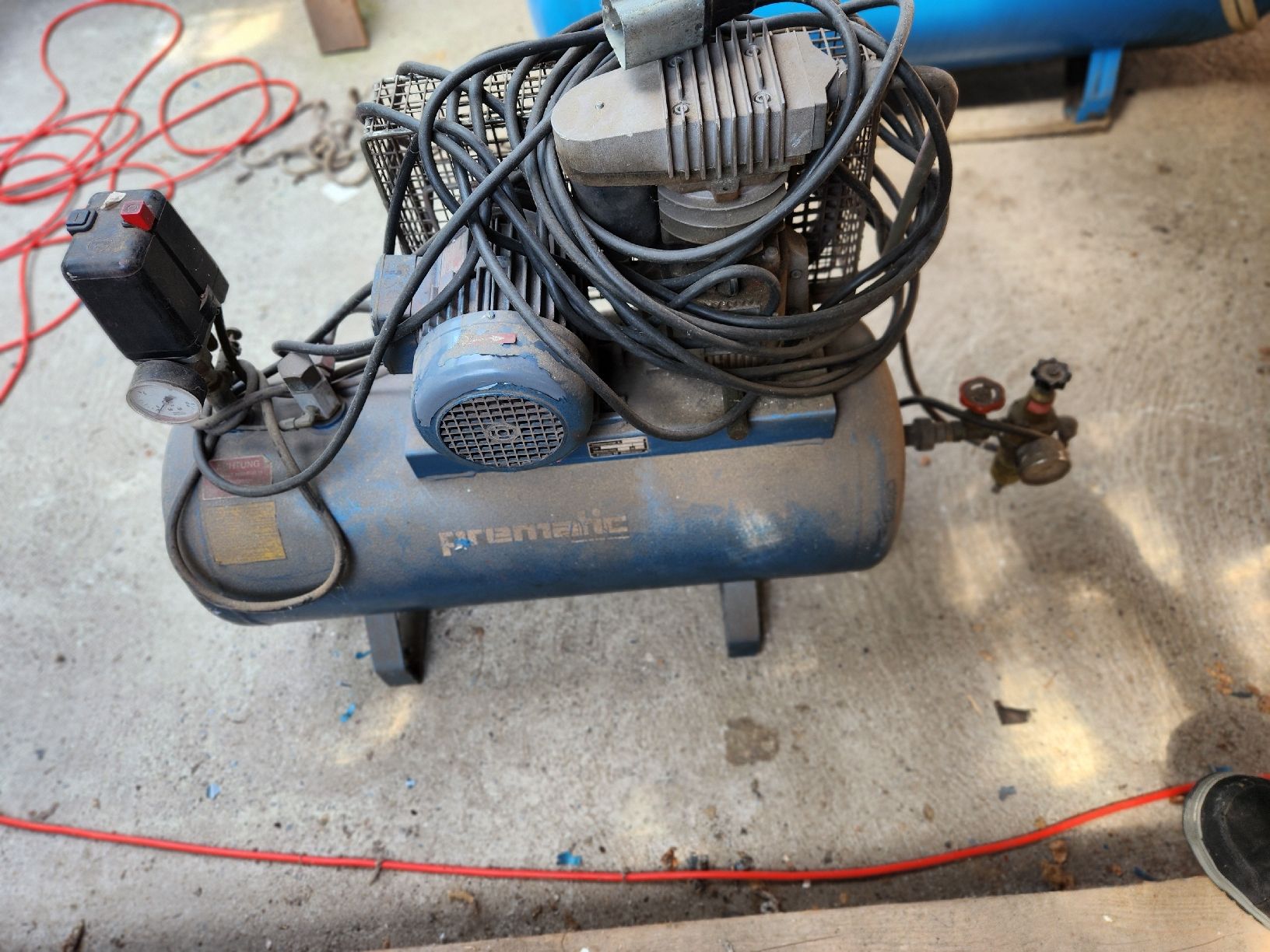 Compressori: Luftkompressor 50L  – Usato da Neuenegg venduto da Adrian01111115