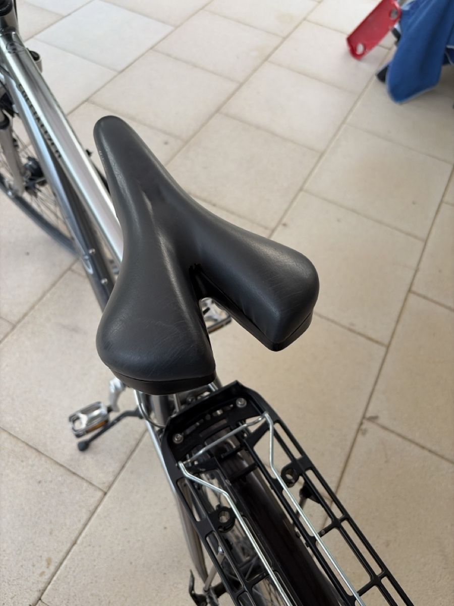 Specialized Biciclette: Giant Velo 28” – Difettoso da Aarberg venduto da Katire 3