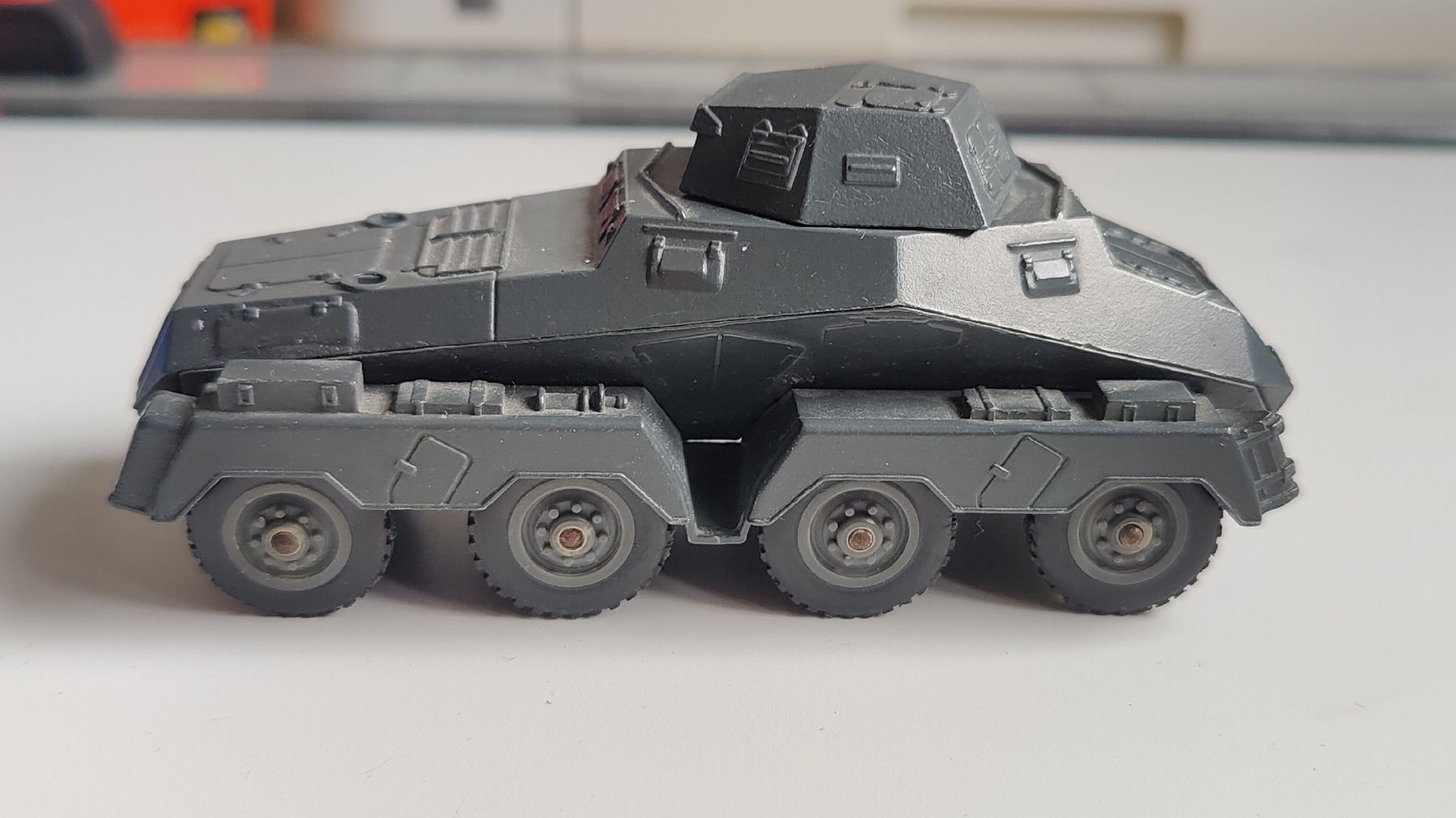 Kit di modellismo & Modellini statici: Solido Modell Panzer  (W10) – Usato da Aarau venduto da bro_9zsg 3