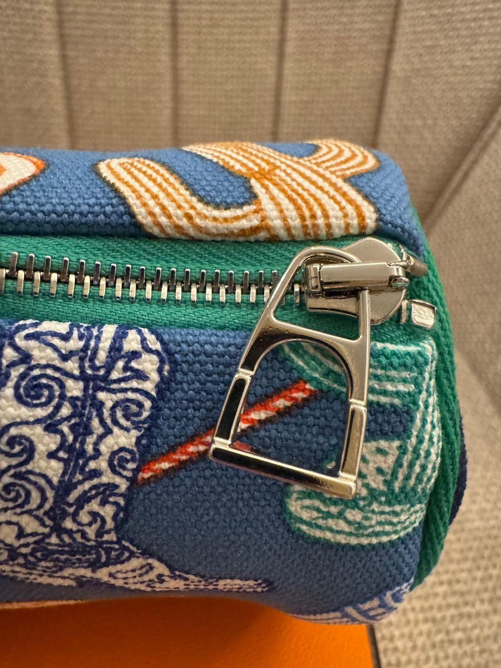 Hermès Borse: Pochette / Étui à crayons Hermès bleu cobalt – Nuovo e nell'imballaggio originale da Bramois venduto da rig_8pq7 2