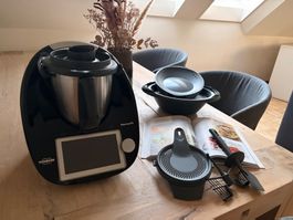 Vorwerk Thermomix TM6 mit Zubehör guter Zustand