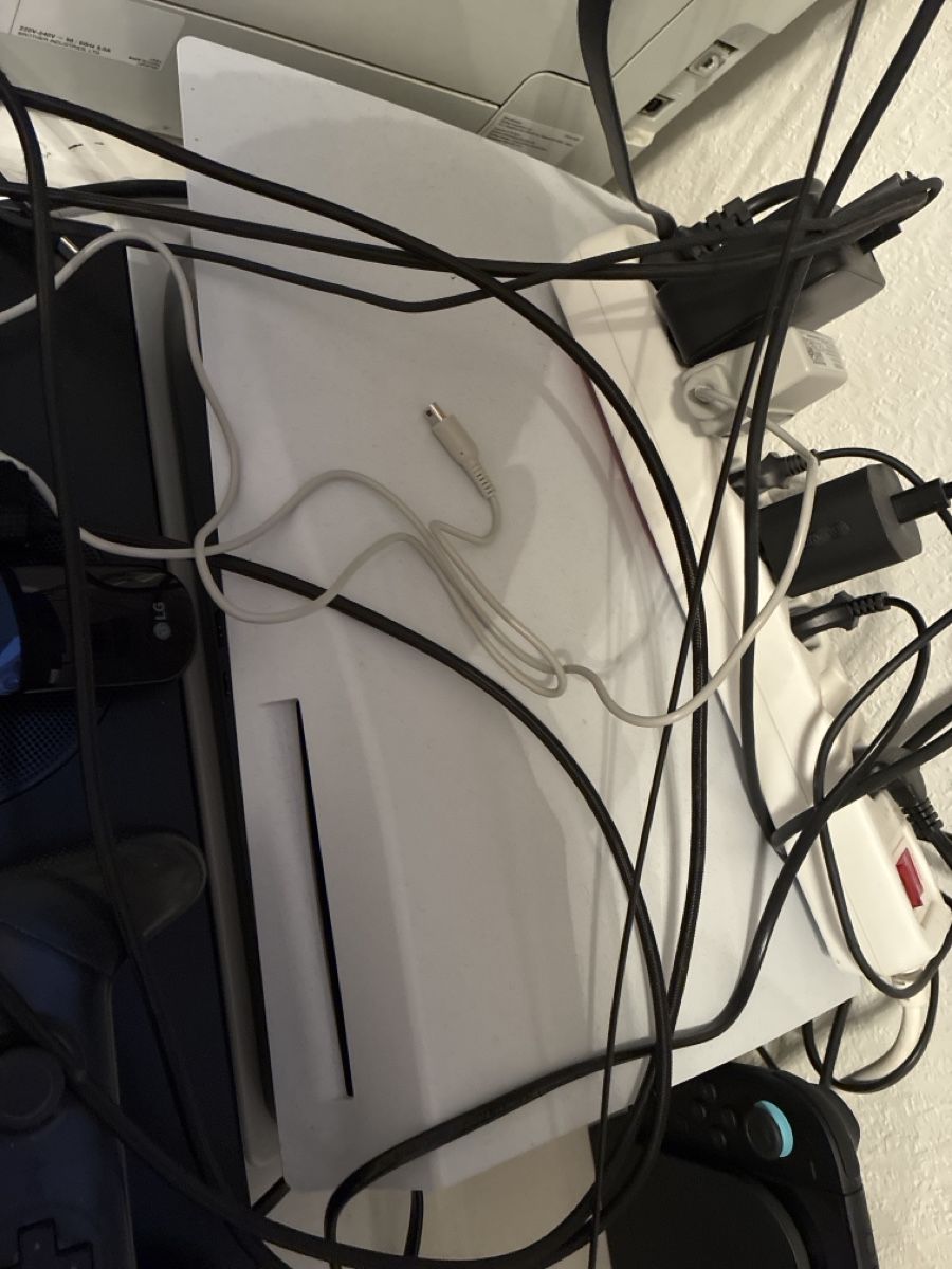 Sony Consoles: Ps5 fat – D'occasion à Onex par kar_7dth