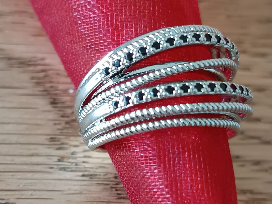 Anelli: Fingerring – Nuovo e nell'imballaggio originale da Embrach venduto da Baronessa76