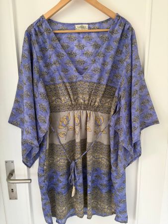Kleid Tunika lila bedruckt