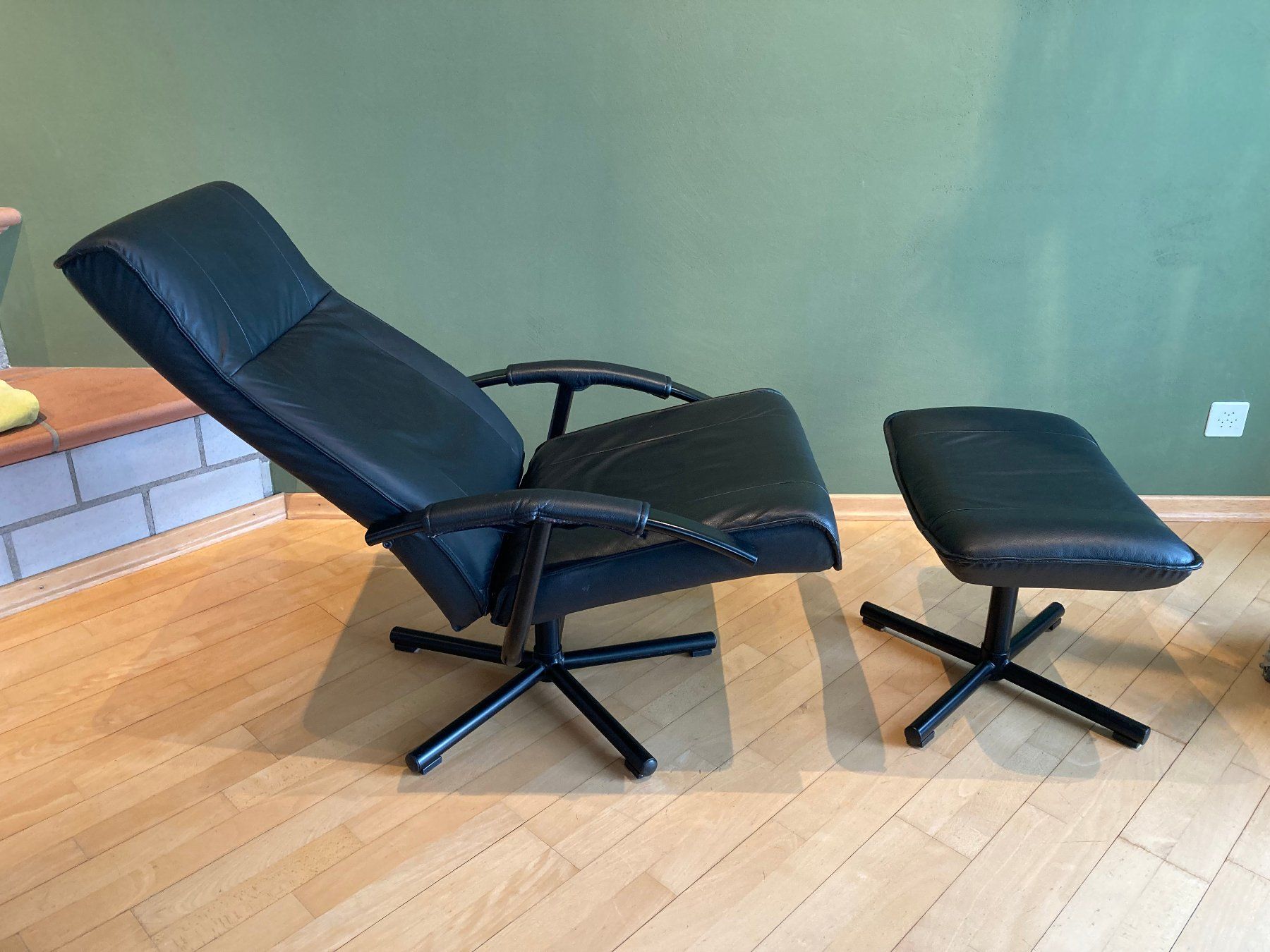 Poltrone: Ledersessel / Relax-Sessel in Echtleder – Usato da Remigen venduto da Murumuru 2