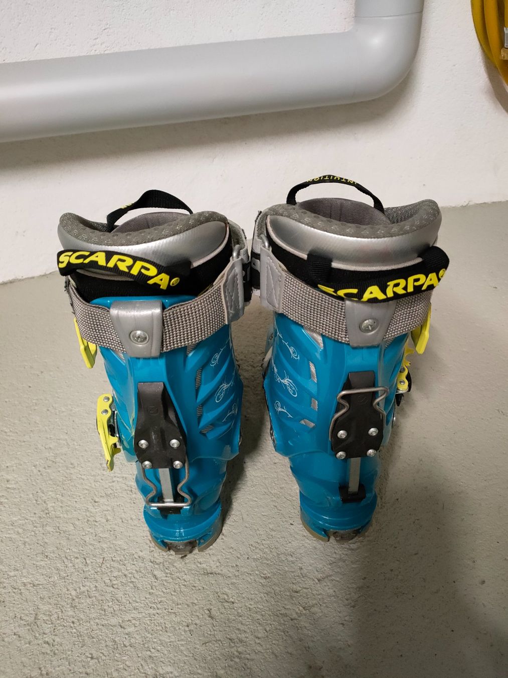 Scarpe da donna: Tourenskischuhe Scarpa 37 – Usato da Les Moulins venduto da alicia017 3