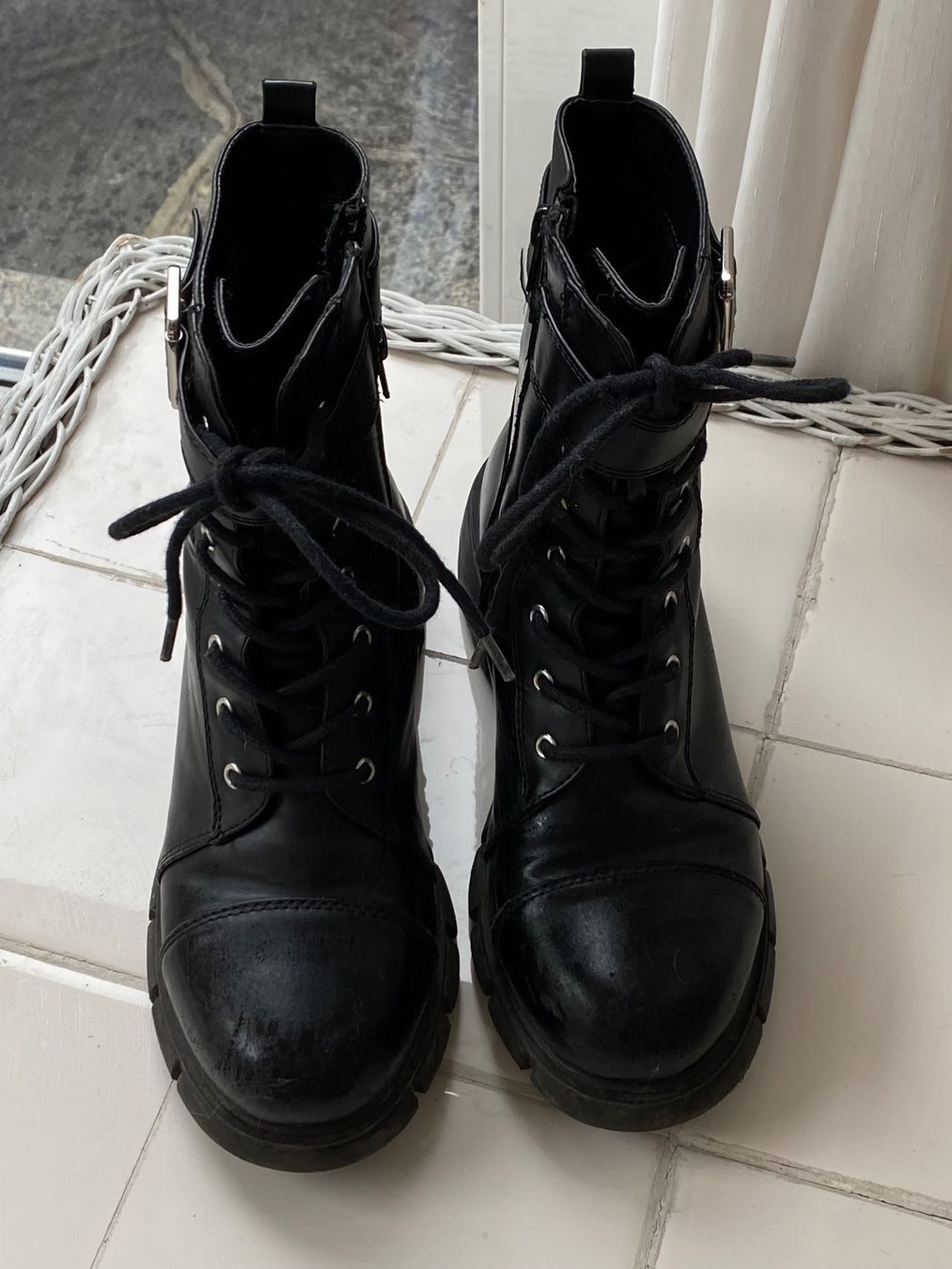 Scarpe per ragazze: Stiefeletten, Gr.36 – Usato da Vezia venduto da luce2011 1