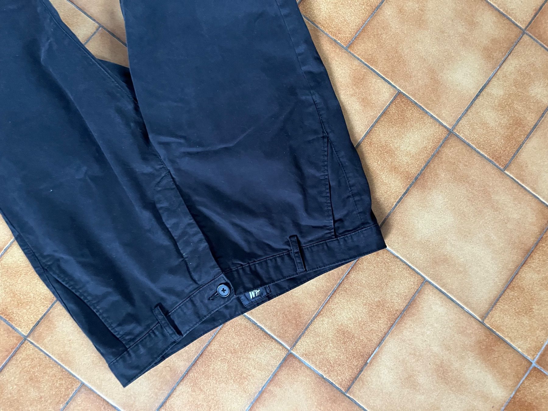 H&M Hosen: Pantalon taille euro 48 – Gebraucht aus Veyrier von kimedovapa 1