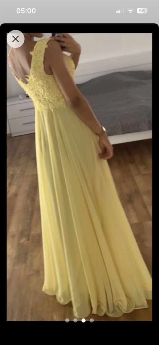 Vestiti: Abendkleid Gr. S – Usato da Spiez venduto da Berossy 3